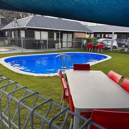 Asure Kapiti Court Motel Paraparaumu Exteriör bild