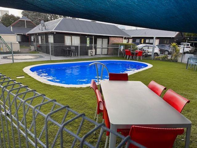 Asure Kapiti Court Motel Paraparaumu Exteriör bild
