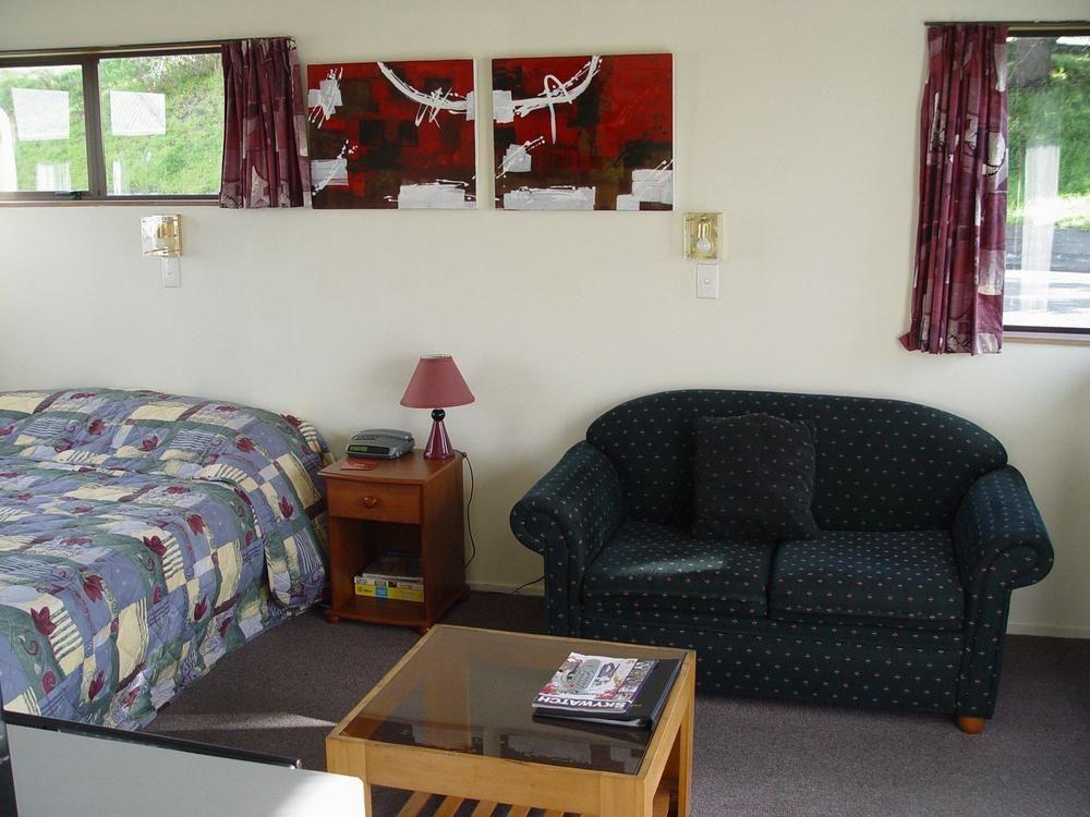 Asure Kapiti Court Motel Paraparaumu Rum bild